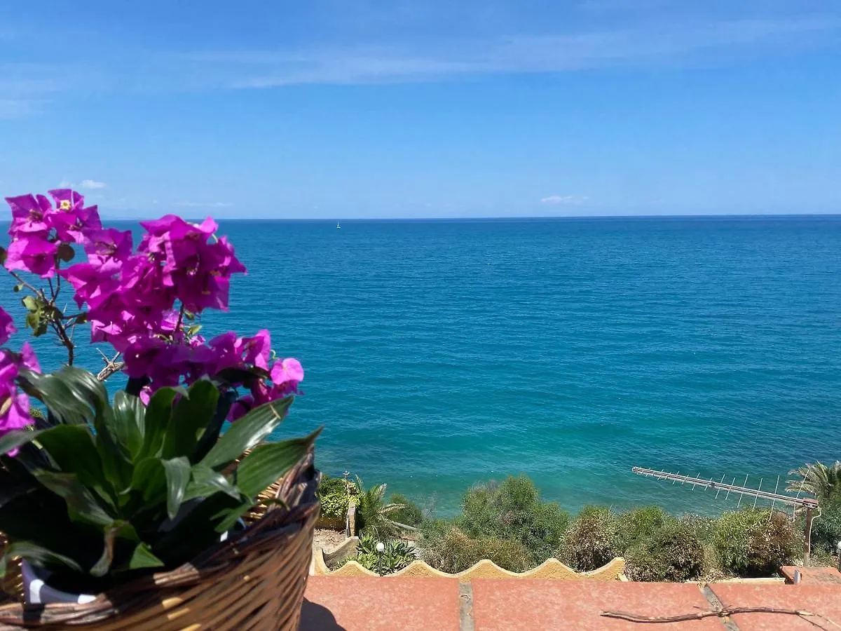 Jerry Beach House Agnone Bagni 0*,  Italien
