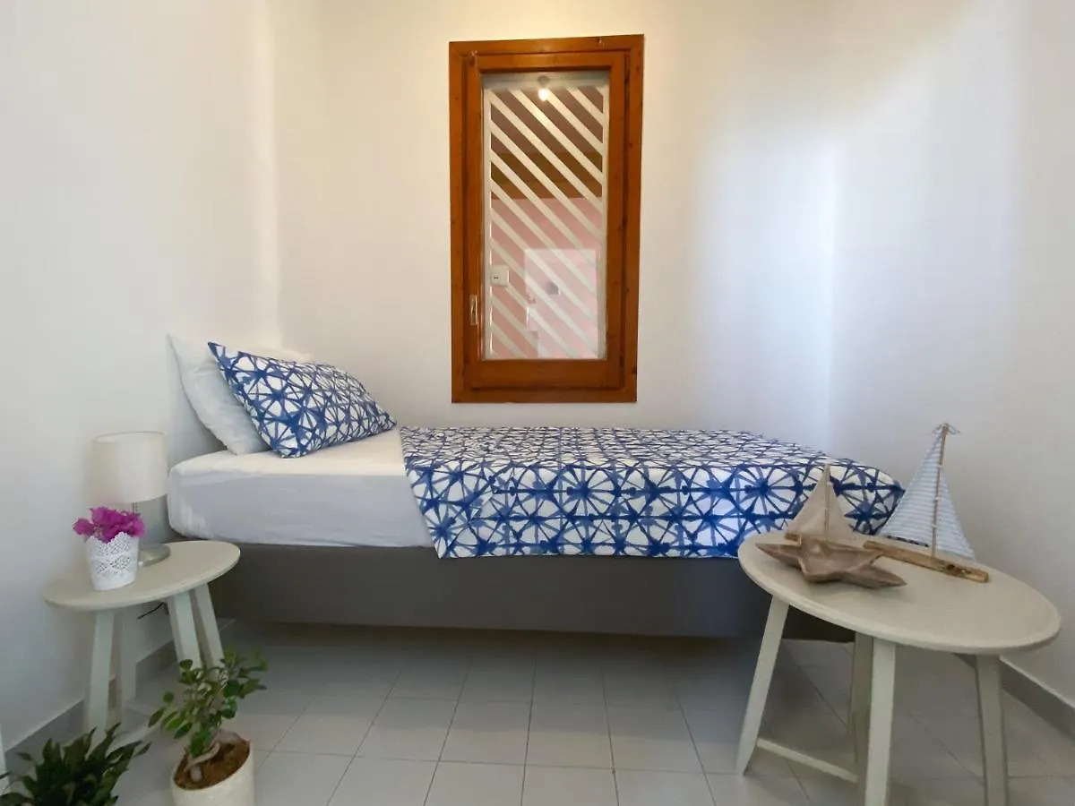 Jerry Beach House Agnone Bagni 0*,  Italien